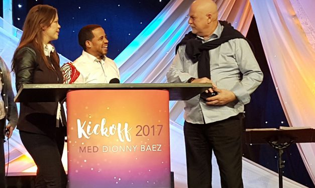 Herlige dager med profet Dionny Baez! Kickoff 2017 Visjon Norge